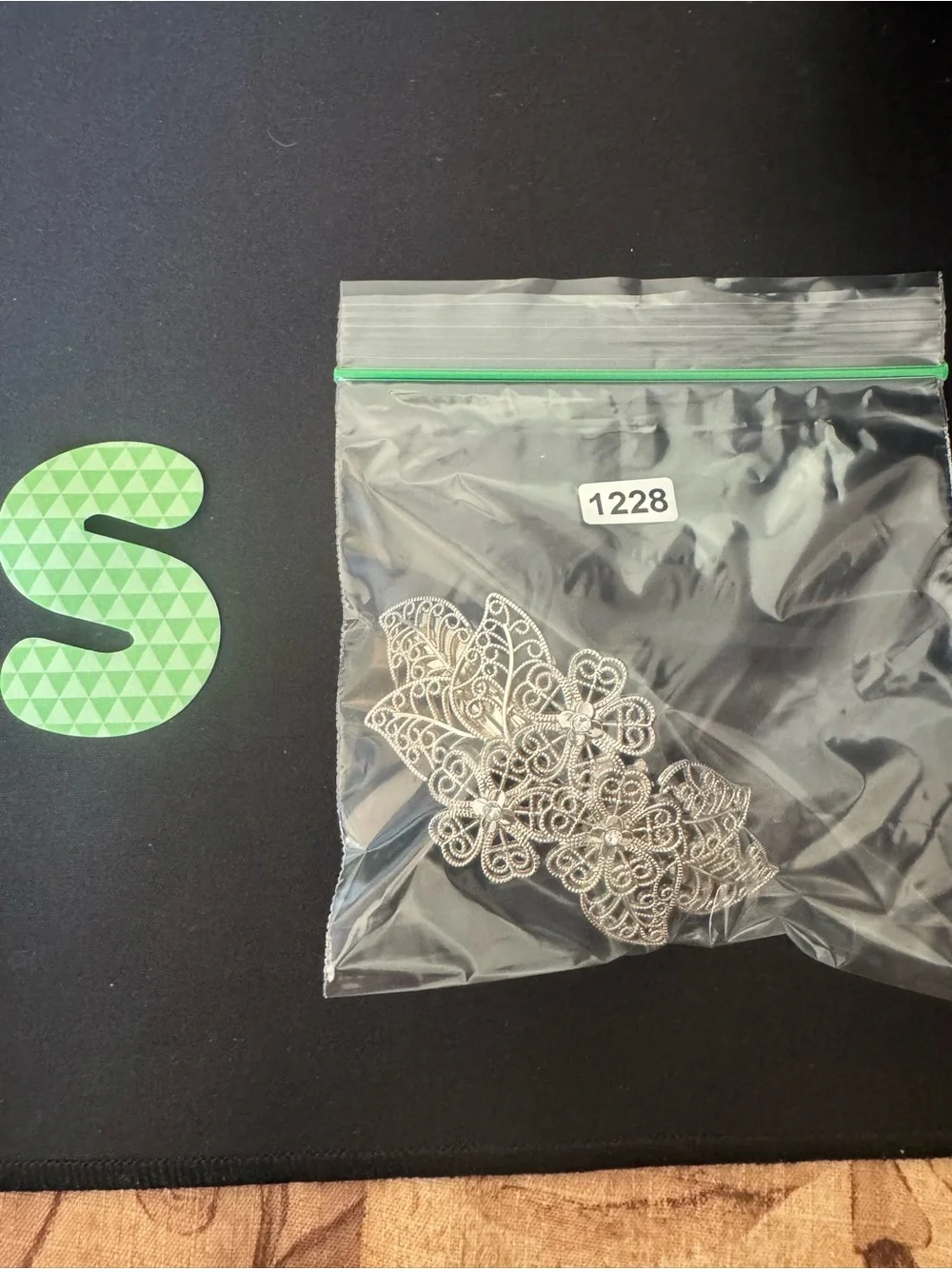 Vintage Silver Tone Floral Filigree Hair Clip with Clear Crystal Centers
